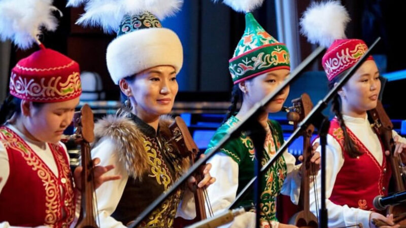 Артисттердин айрым категориялары үчүн пенсия укугу бекитилди. Кимдер илинди?