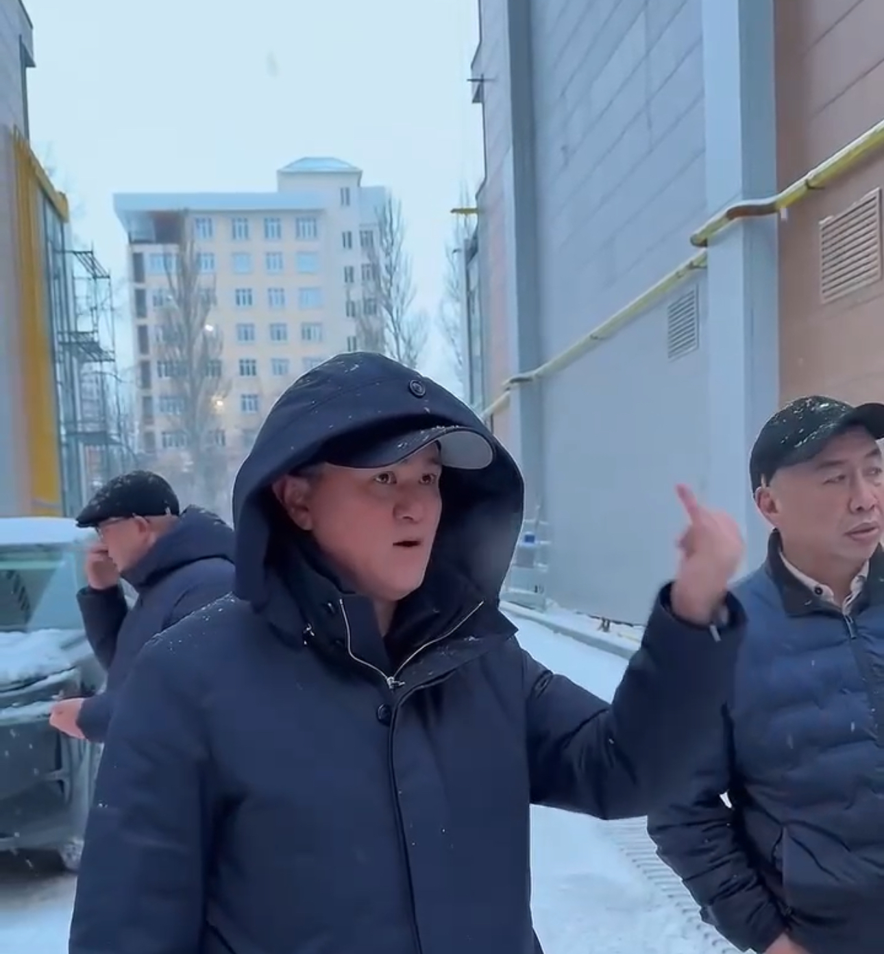 Орунтаев: Курулуш объектисиндеги мыйзам бузуулар боюнча толук чаралар көрүлөт