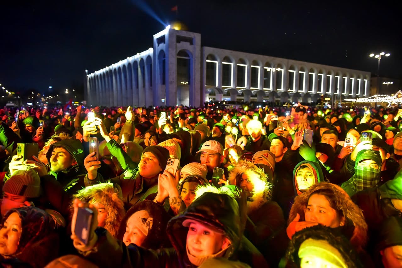 2026-жаңы жыл Ала-Тоо аянтында  масштабдуу түрдө белгиленди