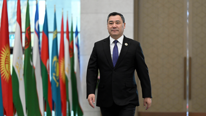 Садыр Жапаровдун президенттигине 5 жыл: Чоң сыноо али алдыда