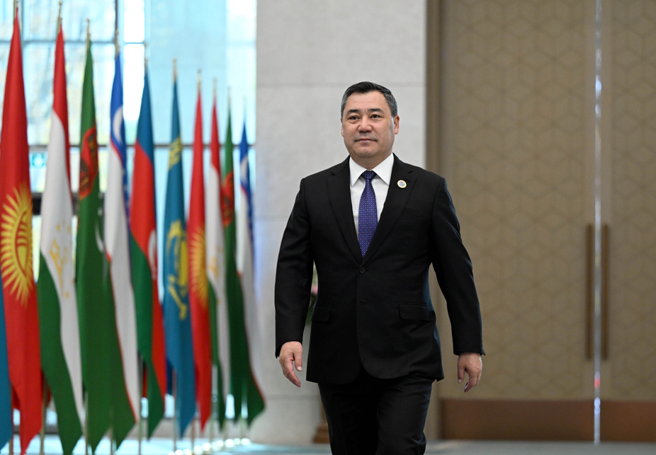 Садыр Жапаровдун президенттигине 5 жыл: Чоң сыноо али алдыда