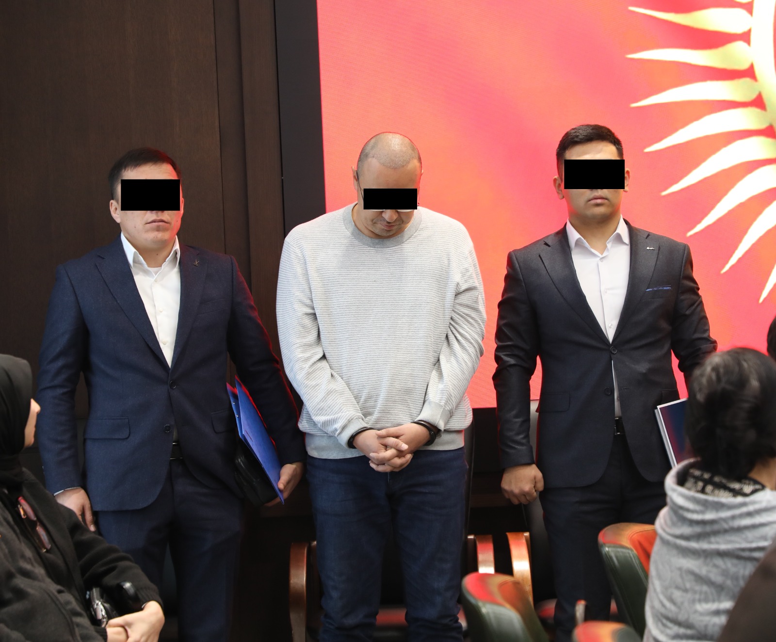 УКМК курулуш жана күрөөгө коюлган насыя берүүдөгү алдамчылык схемасын иликтеп жатат