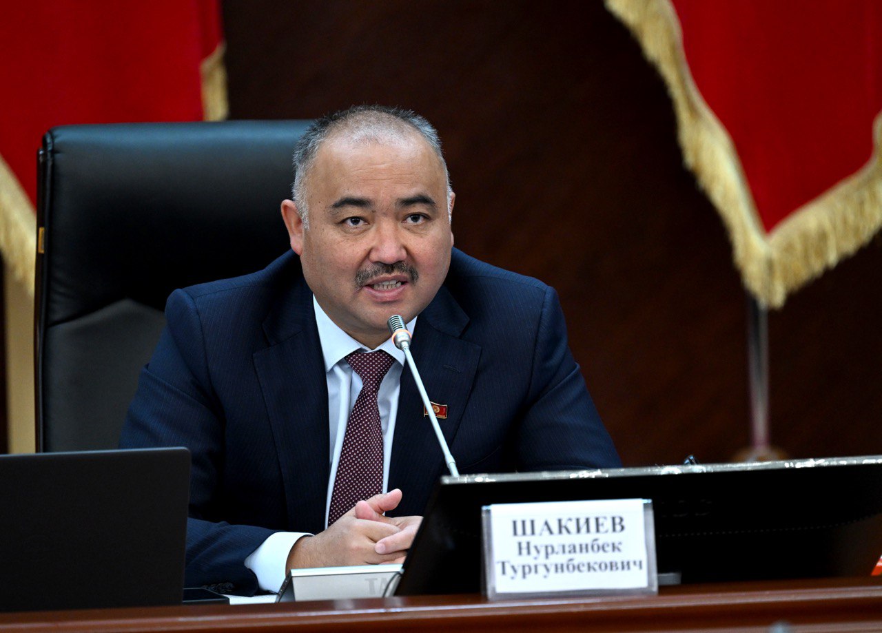 Нурланбек Тургунбек уулу: “Мамлекеттик гимн марш стилинде эмес, бардыгы ырдай алгыдай гимн болушу керек”