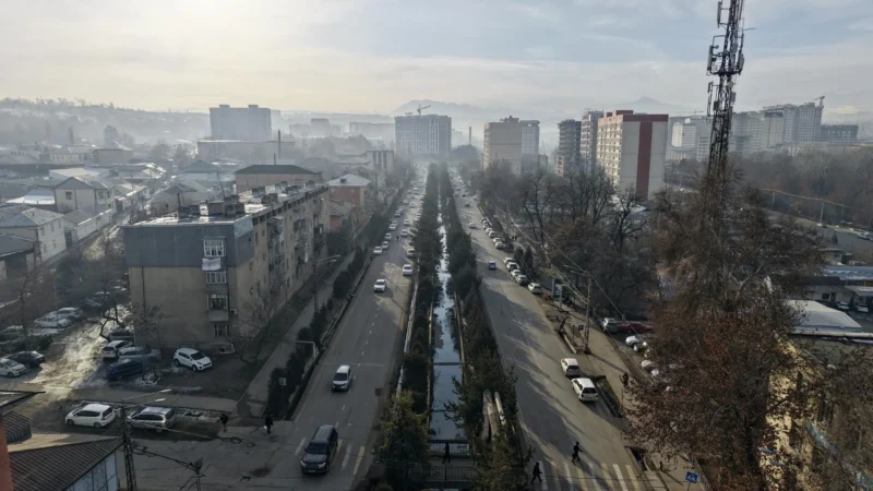 Ош шаарында Жекелик каналынын жээги көрктөндүрүлөт