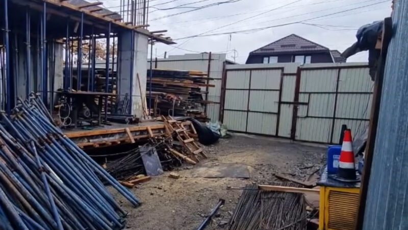 Бишкекте документтери жок курулуп жаткан 16 кабаттуу үйдүн иши сотко өттү