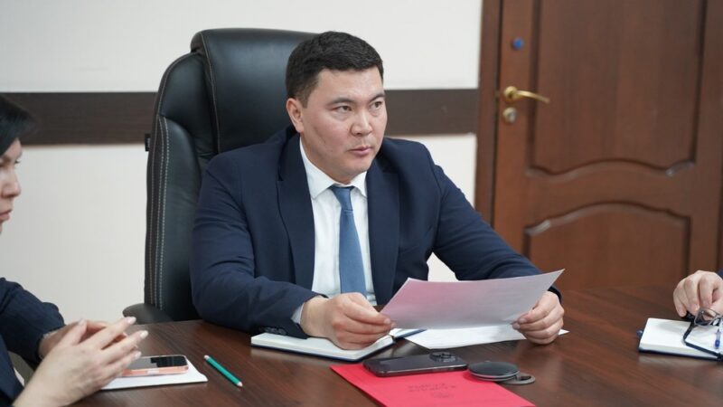Акыл Токтобаев жаратылыш ресурстары, экология жана техникалык көзөмөл министри болуп дайындалды