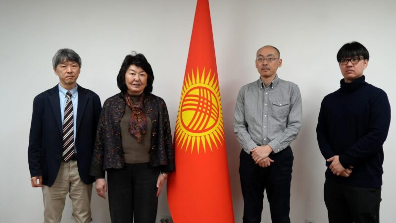 Улуттук тарых музейге Япониялык окумуштуулар иш сапар менен келишти