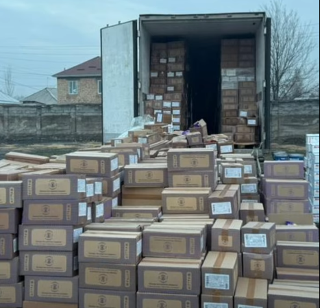 Мөөнөтү өтүп кеткен кондитердик азыктарды алып келүүгө бөгөт коюлду