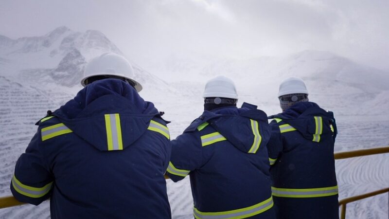 Кумтөрдүн чыныгы атмосферасын сезиңиз!