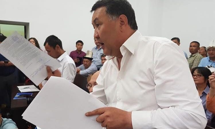 Юрист Канат Хасанов: Президентти эл конкреттүү мөөнөткө шайлаган. Ал мөөнөт азыр уланууда