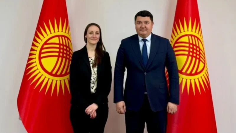 Кыргызстан менен АКШ консулдук мамилелерди бекемдейт