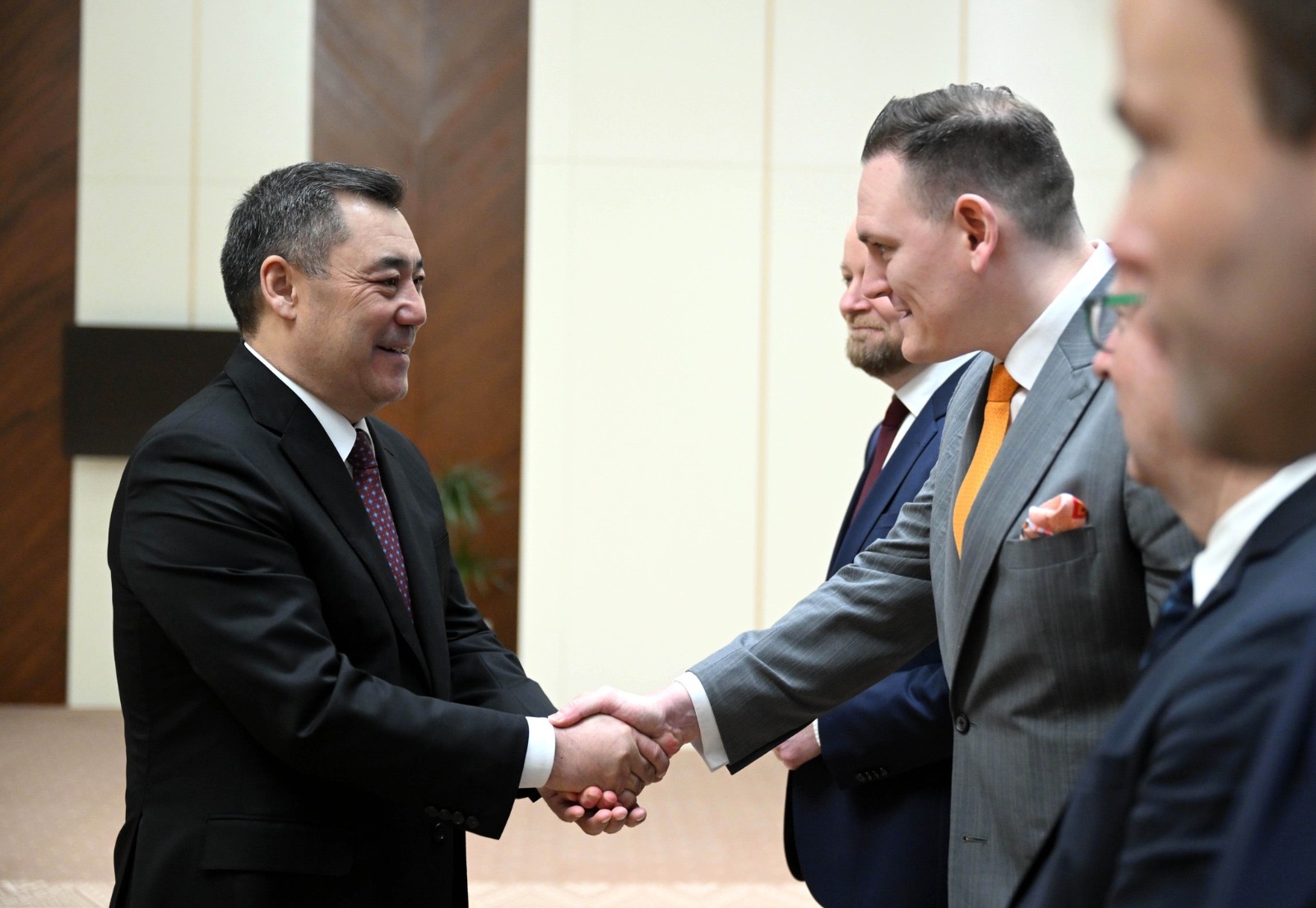 Президент Садыр Жапаров Европа парламентинин депутаттарын кабыл алды