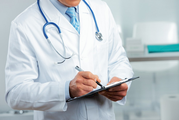 Дарыгерлердин айлыгы 100 пайызга көтөрүлөт