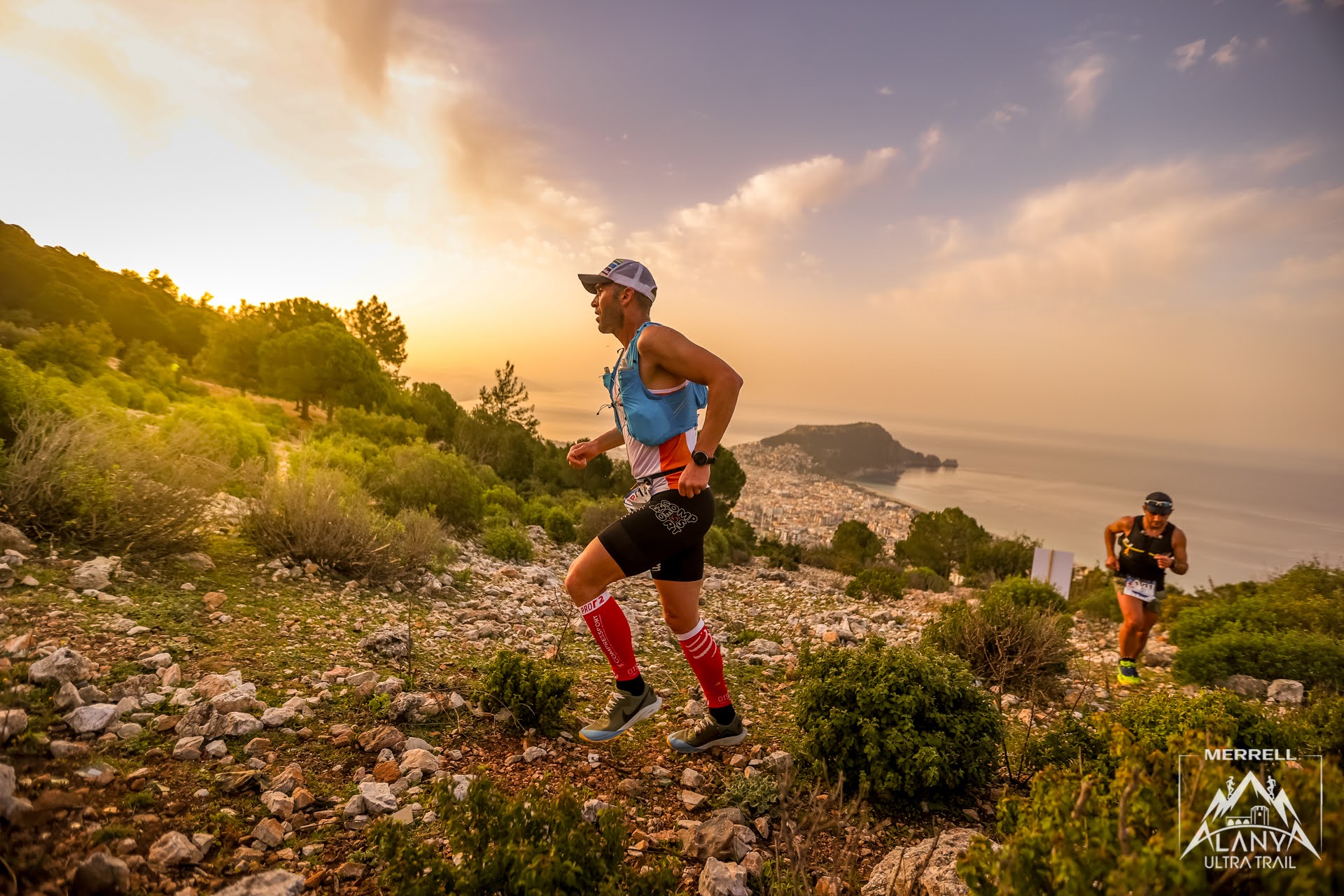 Дүйнөнүн спортчулары Түркиянын керемет жаратылышында: ALANYA ULTRA TRAIL