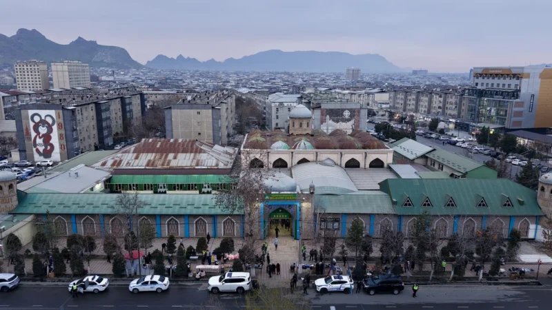 Оштогу Имам аль-Бухари мечити бузулуп, ордуна жаңысы курулат