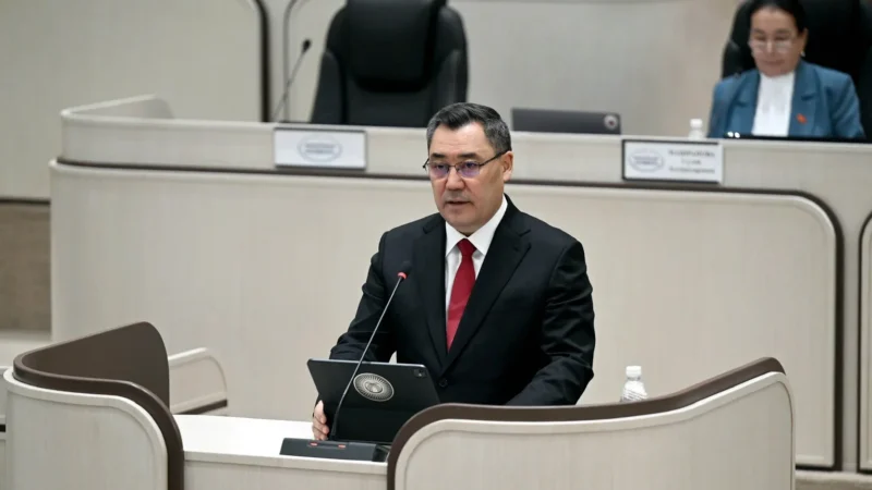 Президент: Адам өлтүргөн кылмышкерден коррупционер коркунучтуу