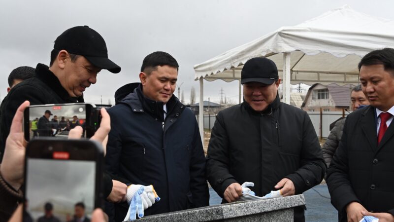 Ак-Бата конушунда 650 орундуу мектептин курулушу башталды