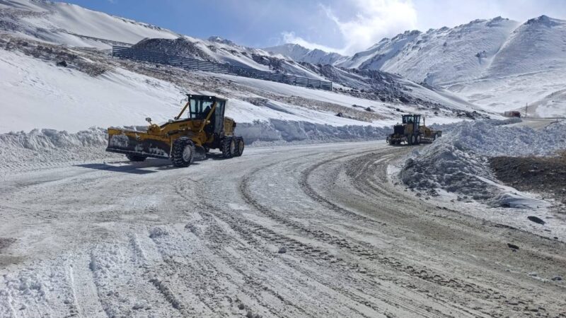Ашуулардагы абал: Жол тазалоо иштери жүрүүдө, чектөөлөр жок