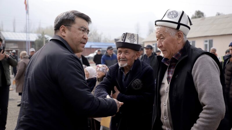 Оштун Кызыл-Байрак айылына 500 орундуу мектеп курулат