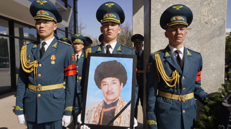 КР Эл артисти Абдыкалык Акматов акыркы сапарга узатылды