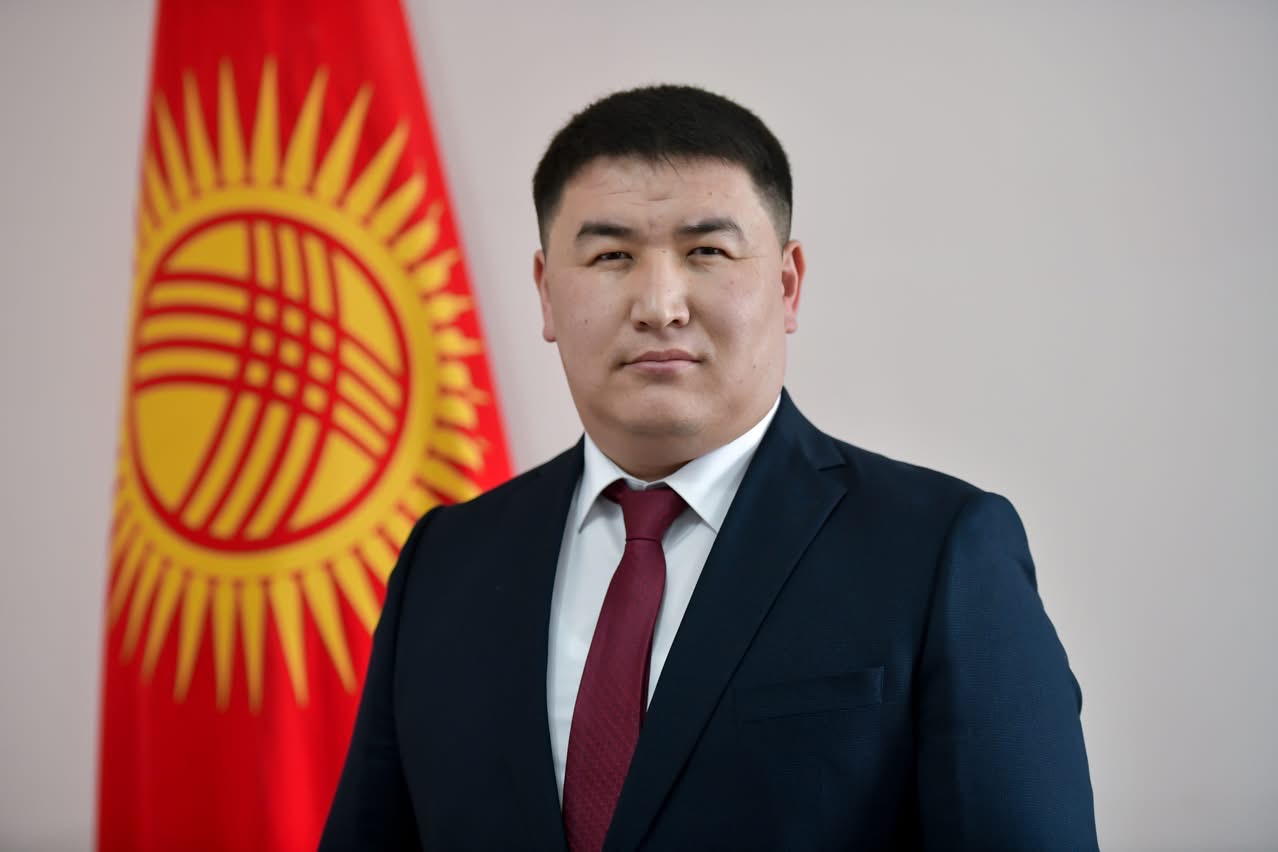 Нурсултан Бейшенбек уулу Ленин районунун акиминин орун басары болуп дайындалды