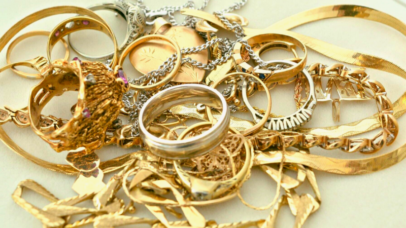 Шыкмаматов: Зергерчилик өлкөнүн экономикасынын өсүү чекиттеринин бирине айланышы мүмкүн…