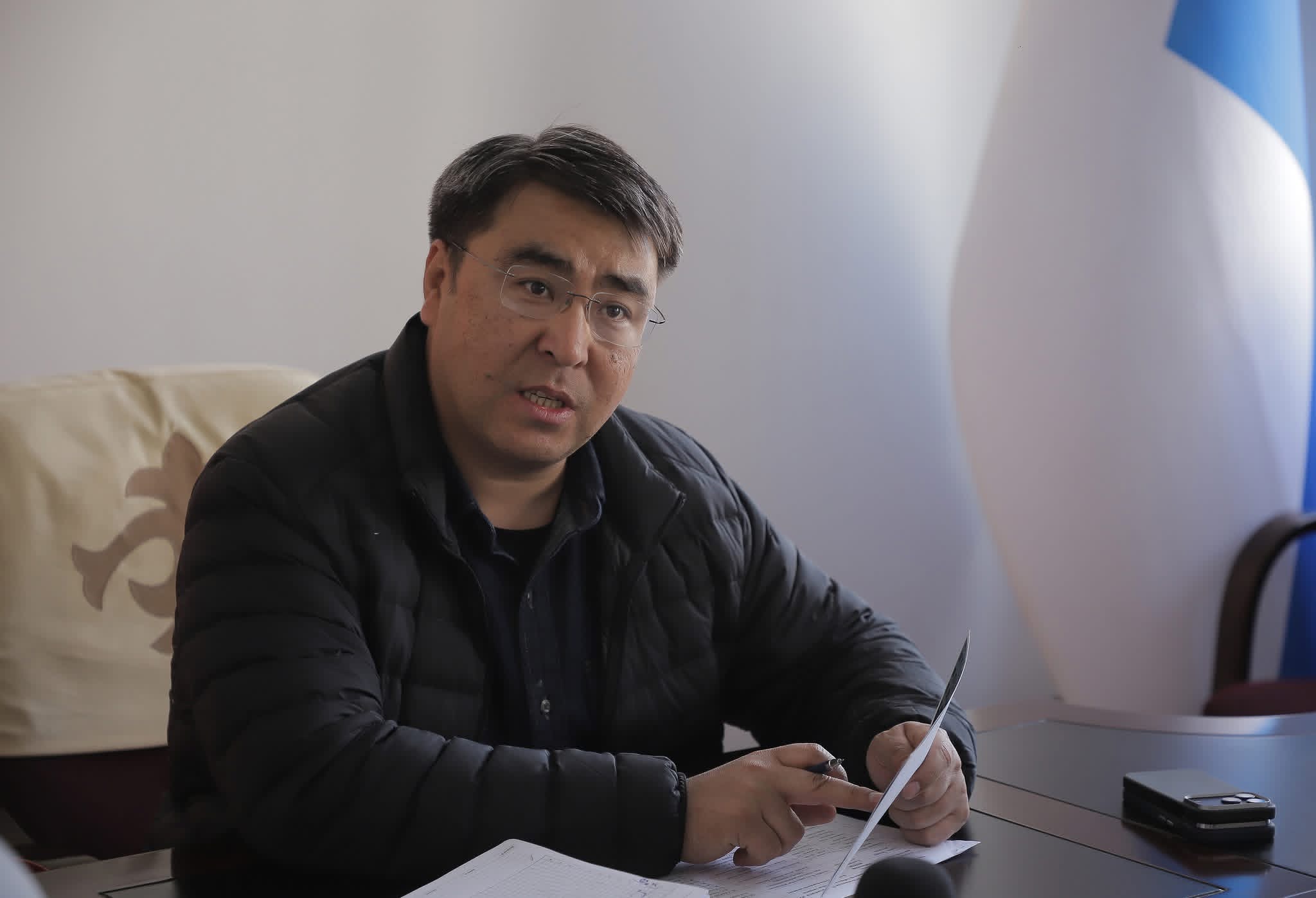 Жанар Акаев жарандардын “снос” боюнча кайрылууларын угуп, өз көзөмөлүнө алды