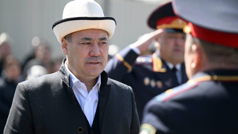 Президент Нарын шаардык ИИБнүн жаңы имаратынын ачылыш аземине катышты