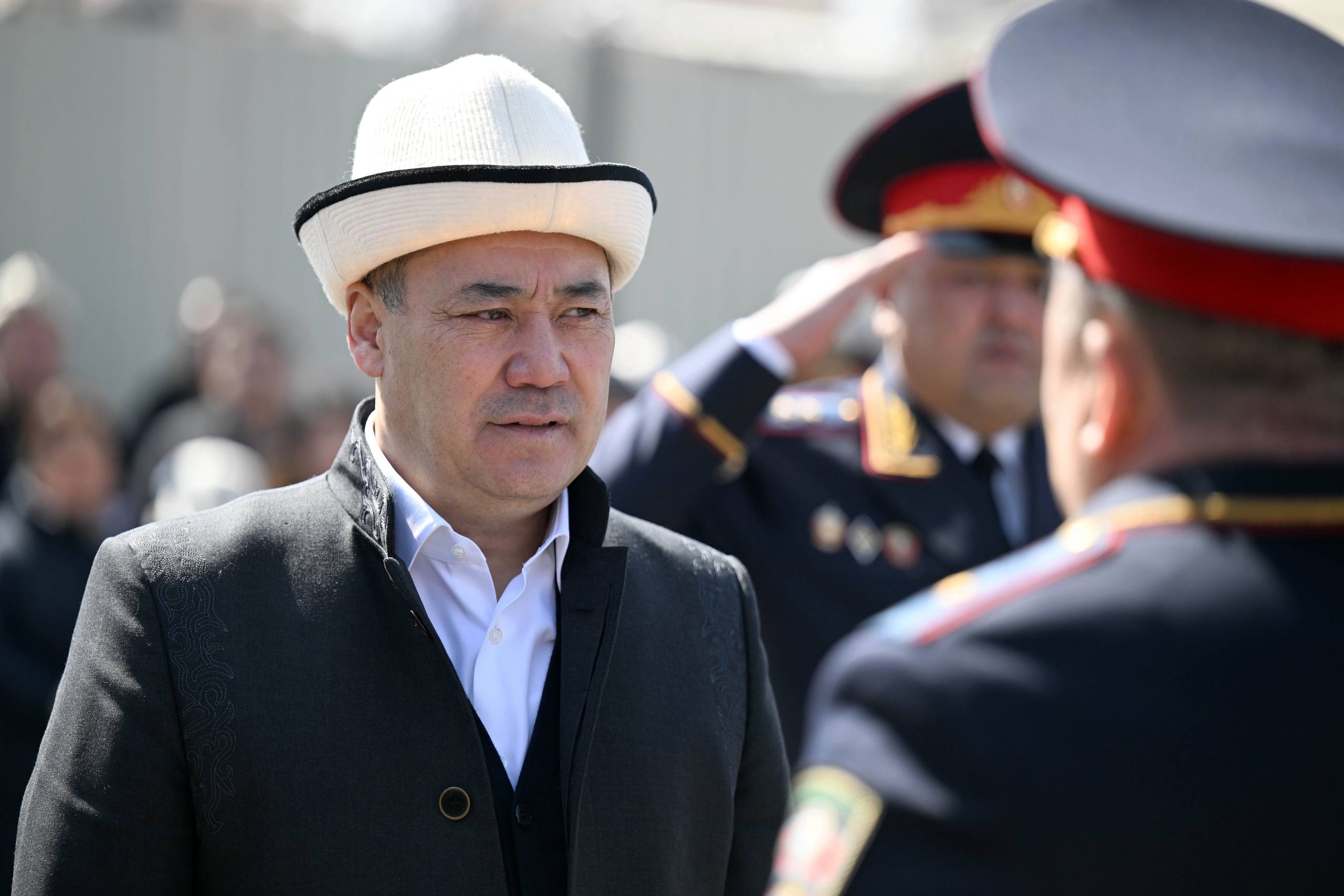 Президент Нарын шаардык ИИБнүн жаңы имаратынын ачылыш аземине катышты