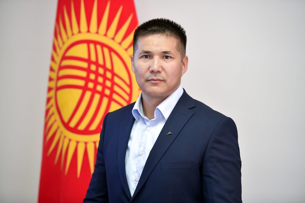 Жолдош Чуштуков Октябрь районунун акими болуп дайындалды