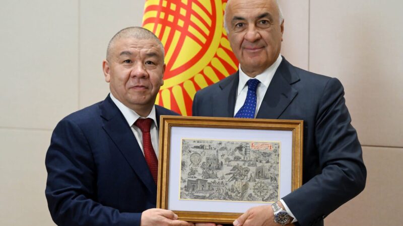 Алмамбет Шыкмаматов швейцариялык SICPA SA компаниясынын жетекчилиги менен жолукту