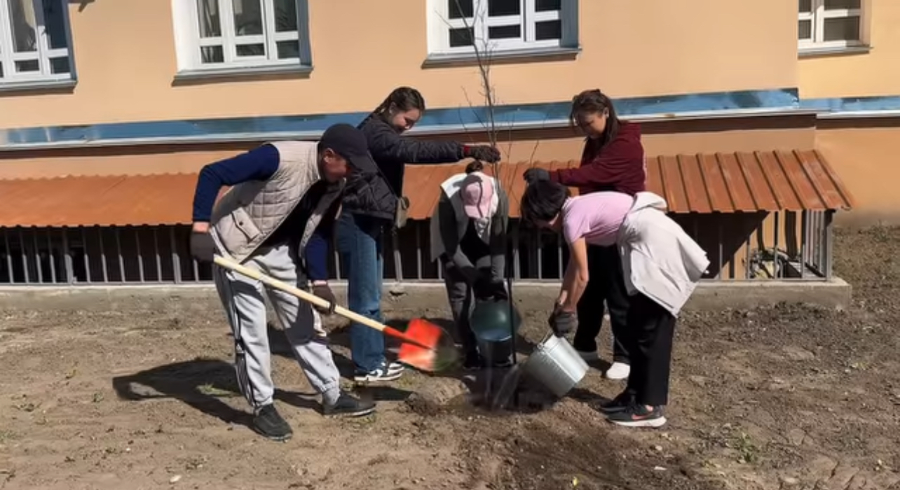 Президенттин “Жашыл мурас” жарлыгына ылайык Маданият министрлиги 115 көчөт отургузду