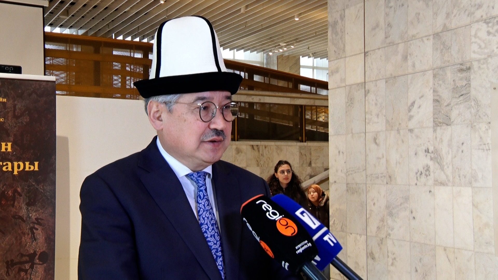 Мамлекеттик катчы: Ак калпак Ала-Тоонун бийиктигинин, элдин жан дүйнөсүнүн тазалыгынын символу болуп саналат