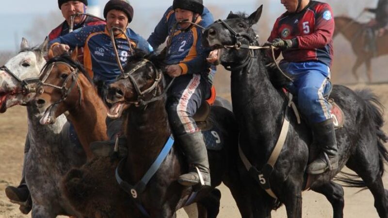 “Достук” жана “Мурас” командалары Ноорузга карата көк бөрү боюнча мелдештен четтетилди