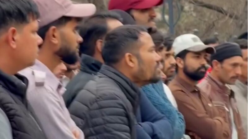 «Нелегал» рейди: Бишкекте 220дай чет өлкөлүк милицияга жеткирилди