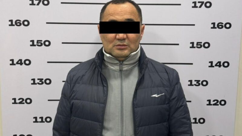 УКМКнын жалган кызматкери кармалды