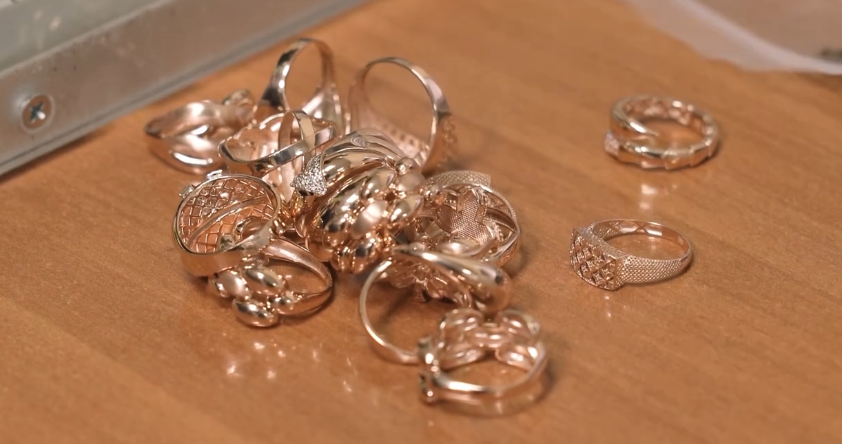 Салык кызматы зер буюмдарды легалдаштыруу өнөктүгүн аяктады