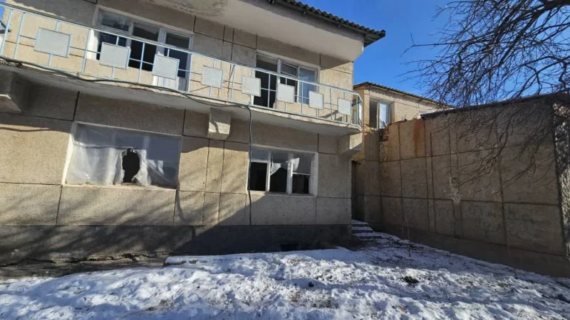 Нарында «Керме-Тоо» мейманканасы жери менен муниципалитетке кайтарылды