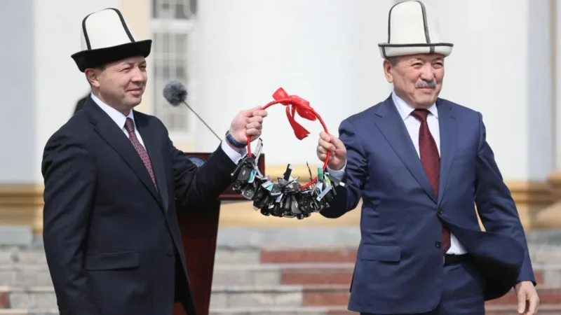 Маданият мекемелерине 117 жаңы унаа тапшырылды