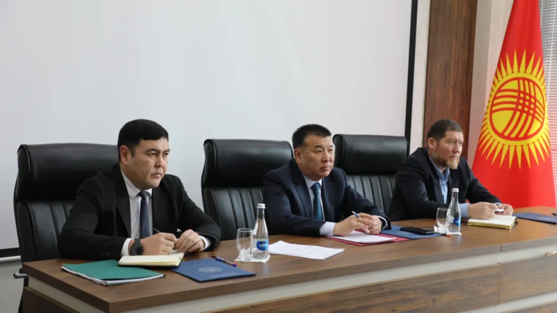 УКМК төрагасы ишкерлер менен жолугуп, аларды коргоого даяр экенин айтты