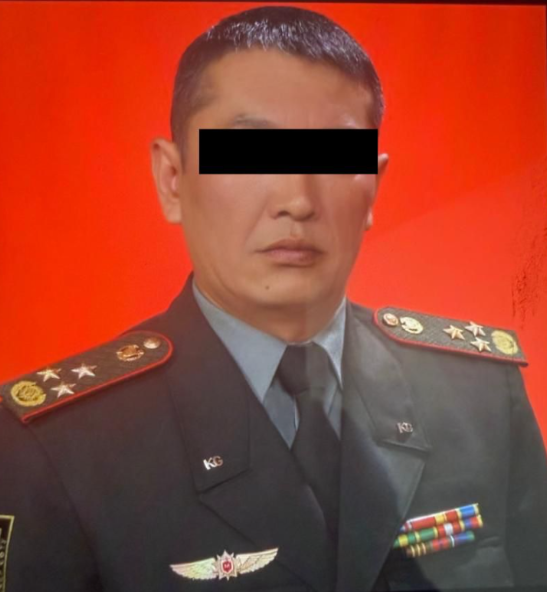 25 миң АКШ долларын талап кылган жактоочу кармалды