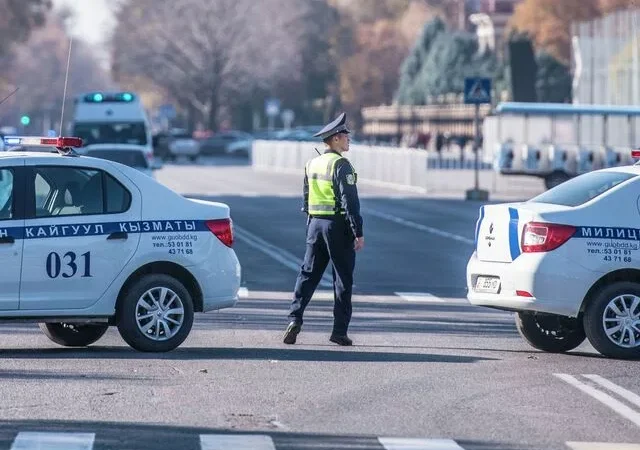 Бишкекте жана Чүй облусунда жол кыймылына убактылуу чектөөлөр киргизилет