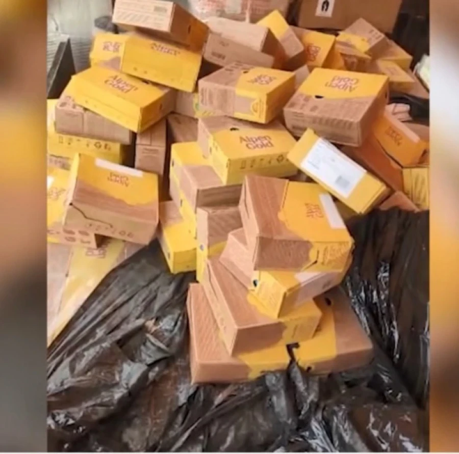 «Ак-Жол» өткөрмө пунктунда мыйзамсыз товарларга бөгөт коюлду