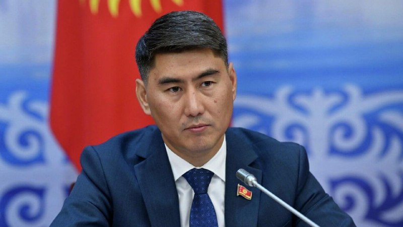 Чыңгыз Айдарбеков ЖК депутаттыгына талапкерликтен баш тартты