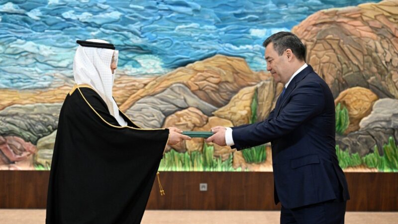 Президент Сауд Арабиясынын Кыргызстандагы Элчиси Ияд бин Гази Хакимдин ишеним грамоталарын кабыл алды