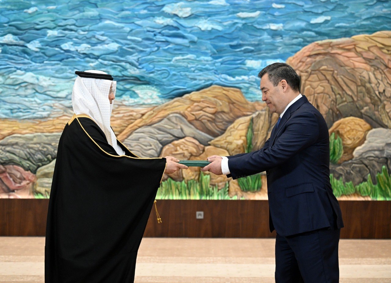 Президент Сауд Арабиясынын Кыргызстандагы Элчиси Ияд бин Гази Хакимдин ишеним грамоталарын кабыл алды
