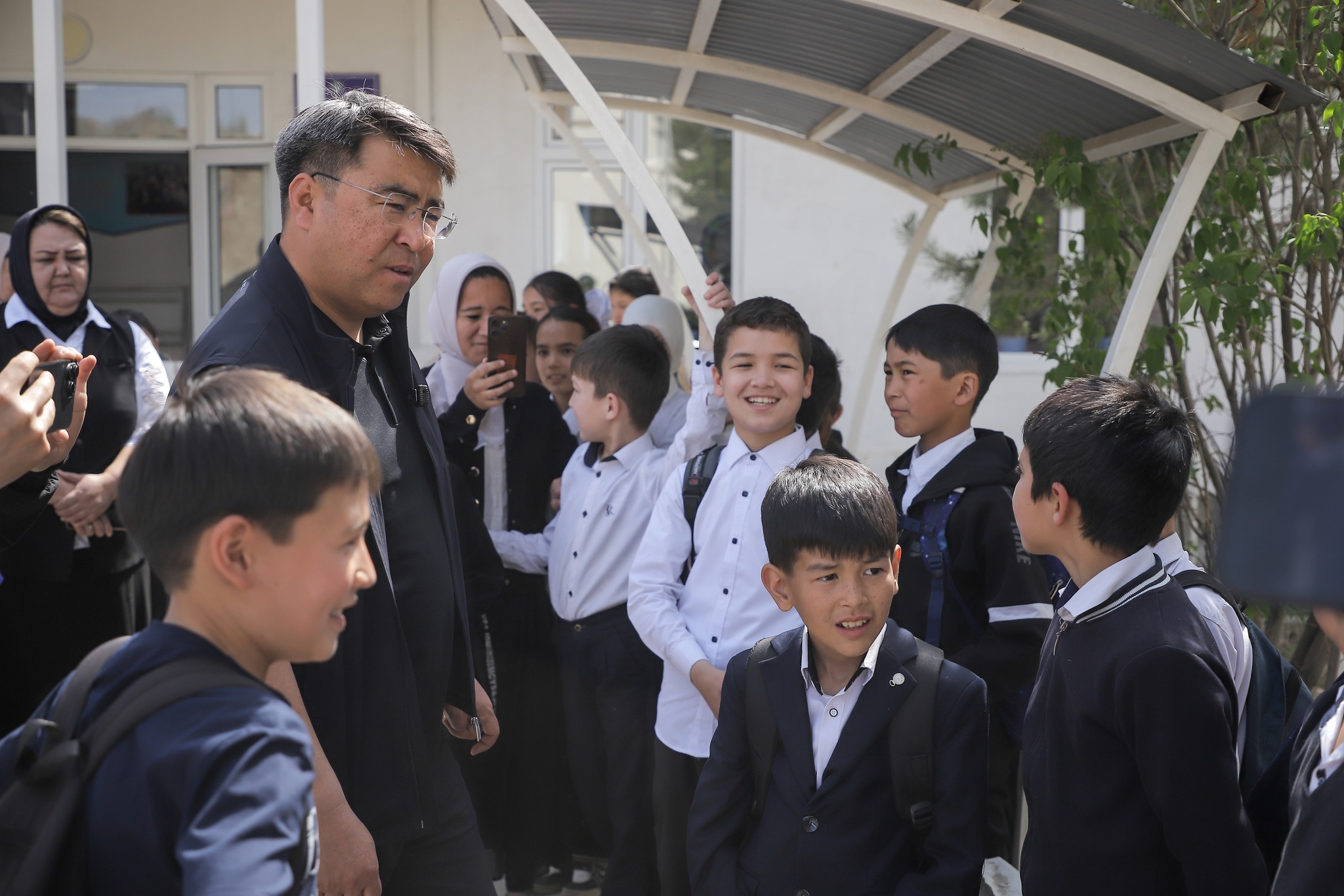 Ошто эски мектептер жаңыланып, жаңы долбоорлор ишке ашат