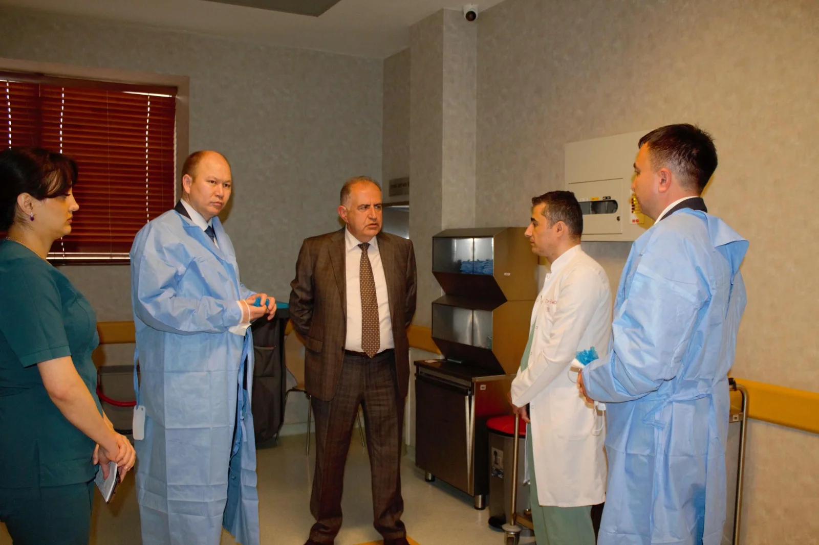 Азербайжан менен Кыргызстан саламаттык сактоо тармагында тажрыйба алмашат