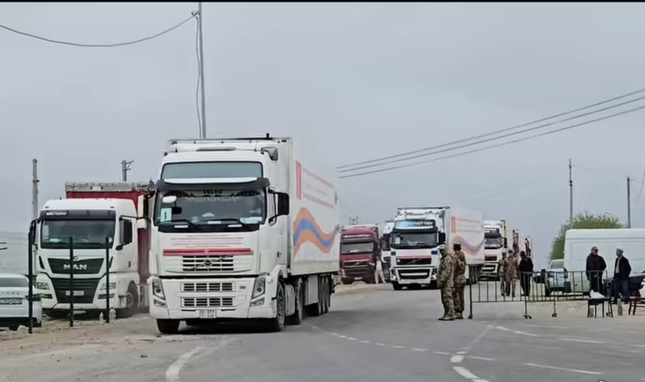 Иранга бараткан гумжардам кербени Өзбекстанга жетти