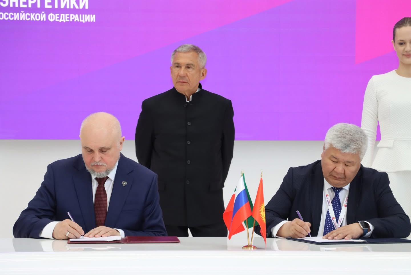 Казандагы ири келишим: Кыргызстан энергетикада жаңы деңгээлге көтөрүлдү